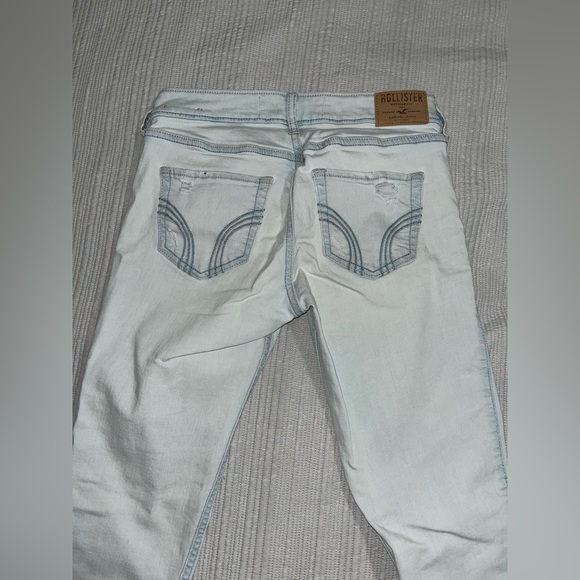 Hollister Super Skinny Jeans super light wash- low rise - Picture 5 of 5